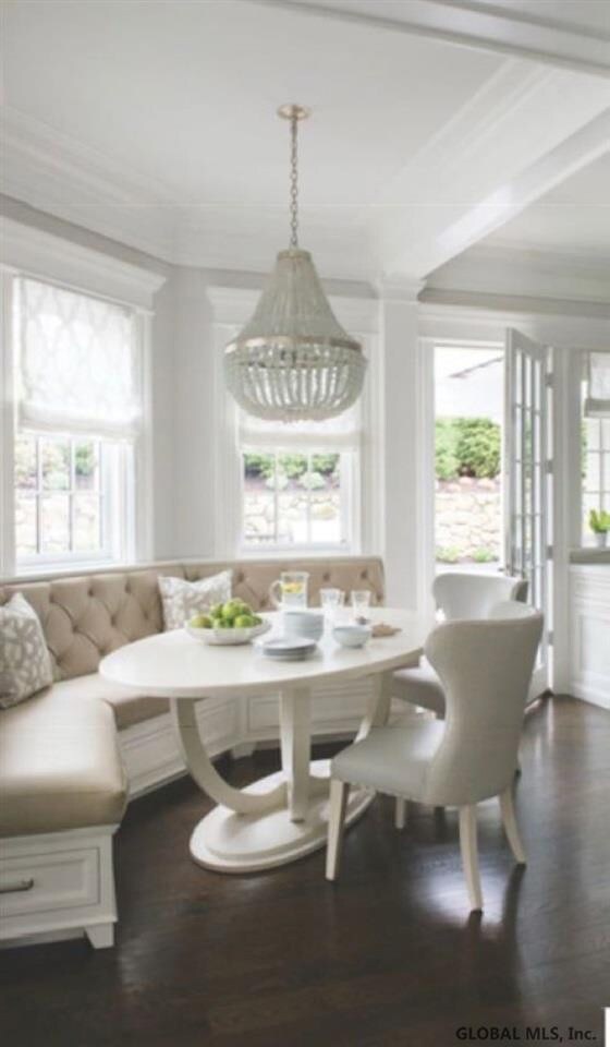 184 Spring St, Saratoga Springs, NY 12866 - photo 3