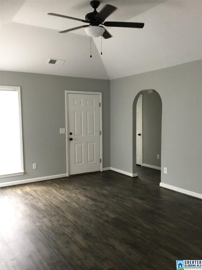 336 Camden Cove Cir, Calera, AL 35040 - photo 7