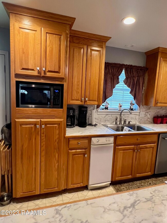 Lots of Cabinets