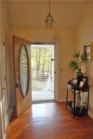 Entry foyer of this fabulous one story home.