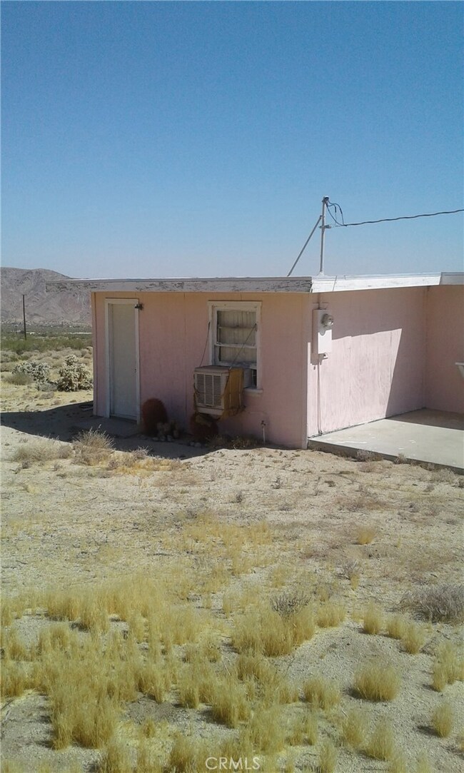 67922 Foothill Dr, Twentynine Palms, CA 92277 - photo 2