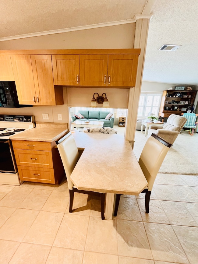 10048 Mission Hills Ct unit 48-F, North Fort Myers, FL 33903 - photo 6