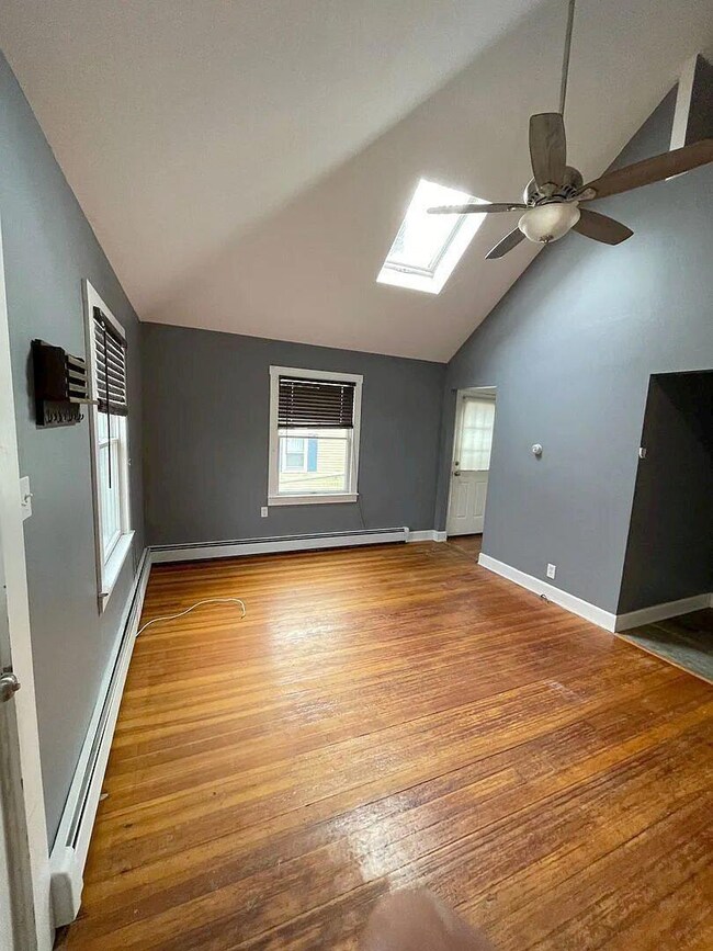 32 living room