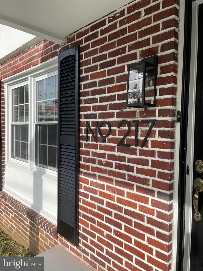 217 Dorset Rd, Devon, PA 19333 - photo 2