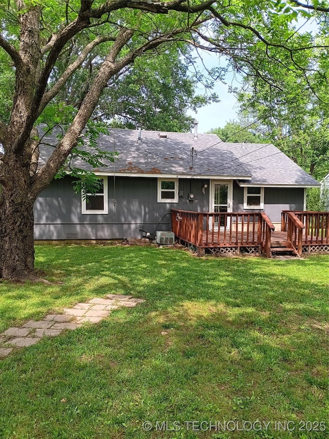 319 N Coo Y Yah St, Pryor, OK 74361 - photo 7