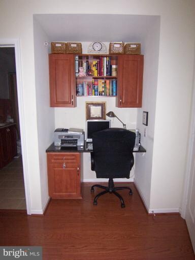 12909 Centre Park Cir unit 404, Oak Hill, VA 20171 - photo 6