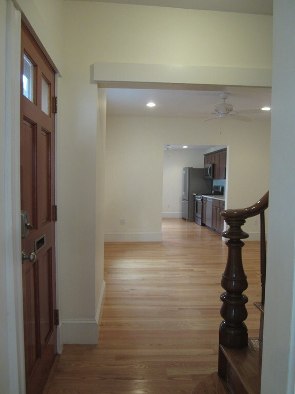 15 Plympton St unit 15, Waltham, MA 02451 - photo 5