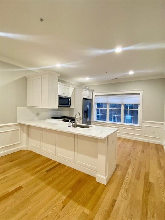 16 Common St unit 3, Waltham, MA 02451 - photo 2