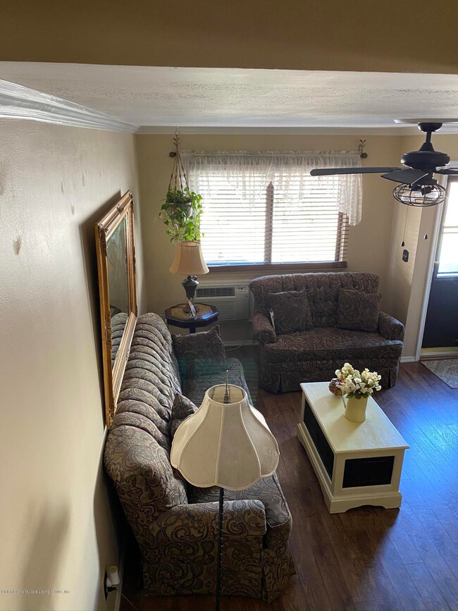 360 Barlow Ave unit B3, Staten Island, NY 10308 - photo 5