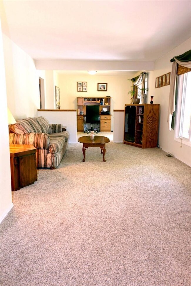 5251 N Verma Dr, La Porte, IN 46350 - photo 2