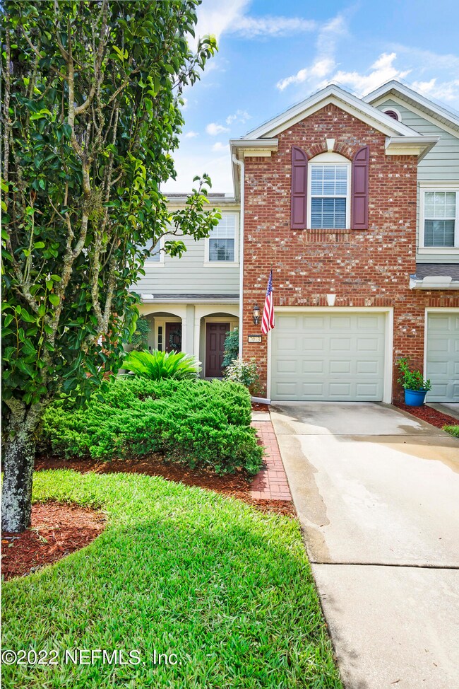 7063 Roundleaf Dr (2)
