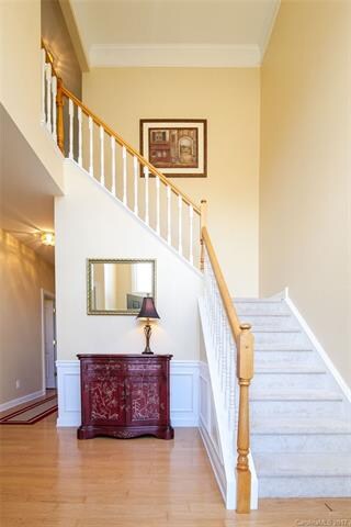 Two-story foyer/entry