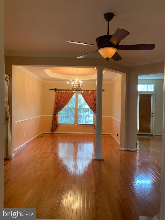 13771 Lowe St, Chantilly, VA 20151 - photo 6