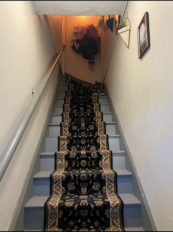 50 Oliver St unit B, Somerville, MA 02145 - photo 2