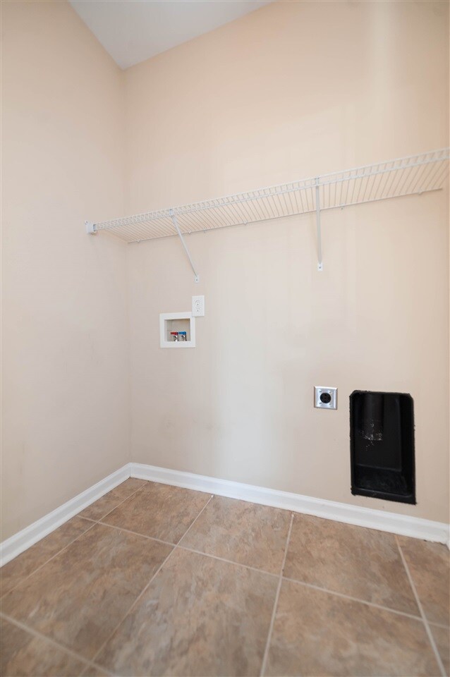 442 Listrac Dr, Moore, SC 29369 - photo 6