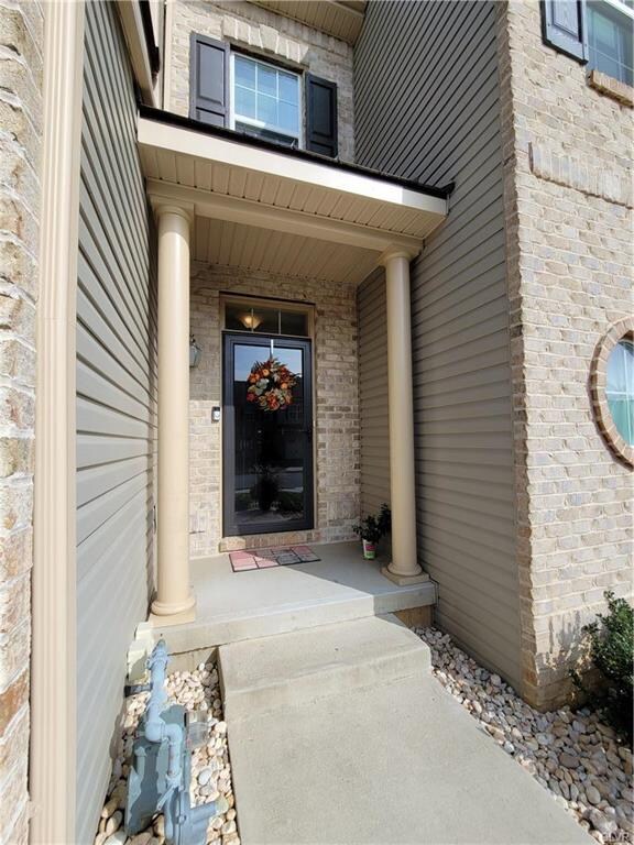 4462 Cottonwood Dr, Nazareth, PA 18064 - photo 3