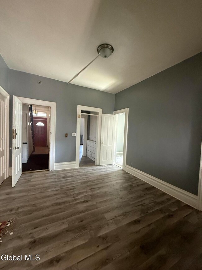 522 3rd St unit 1, Albany, NY 12206 - photo 5