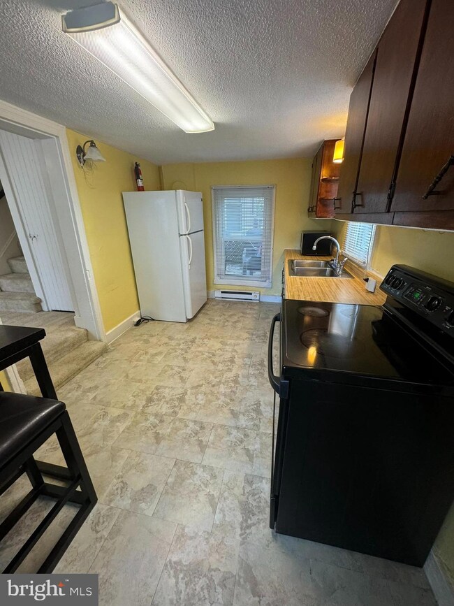 127 E 6th St unit 2, Frederick, MD 21701 - photo 6