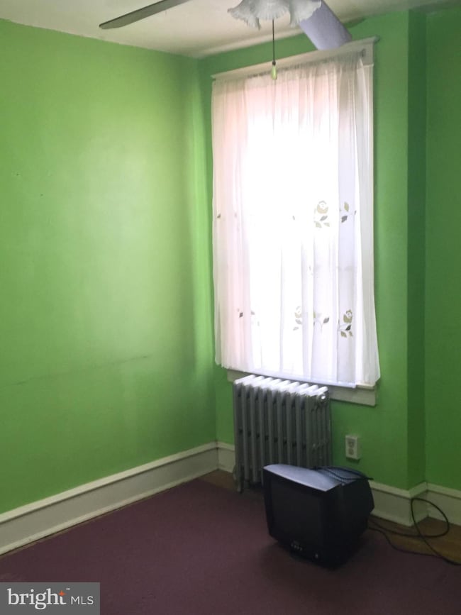 619 E Woodlawn St, Philadelphia, PA 19144 - photo 6