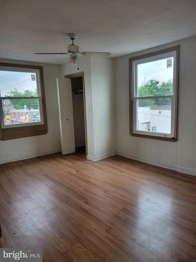 721 725 Macdade Blvd unit 1, Collingdale, PA 19023 - photo 5