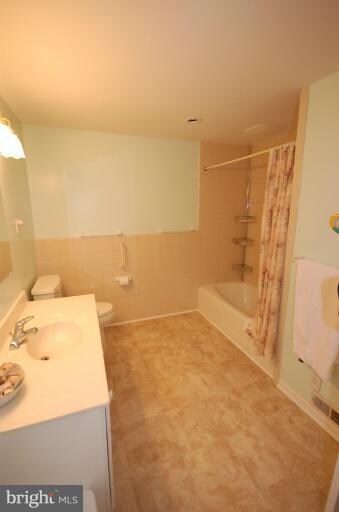 3109 Bryan Rd, Burtonsville, MD 20866 - photo 2