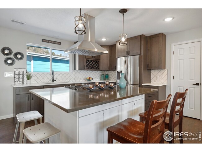 Gourmet Kitchen with gas range, and high end appliances