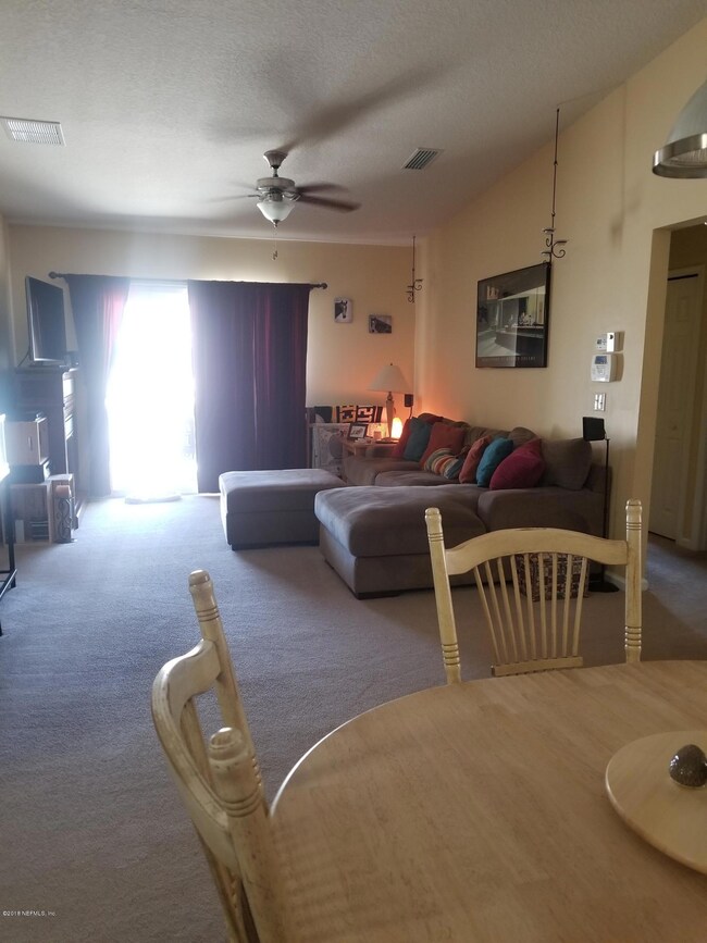 Family room/dining combo