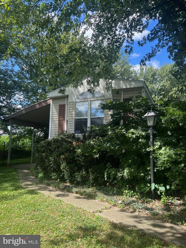 80 Quarry Rd unit 29, Kutztown, PA 19530 - photo 2