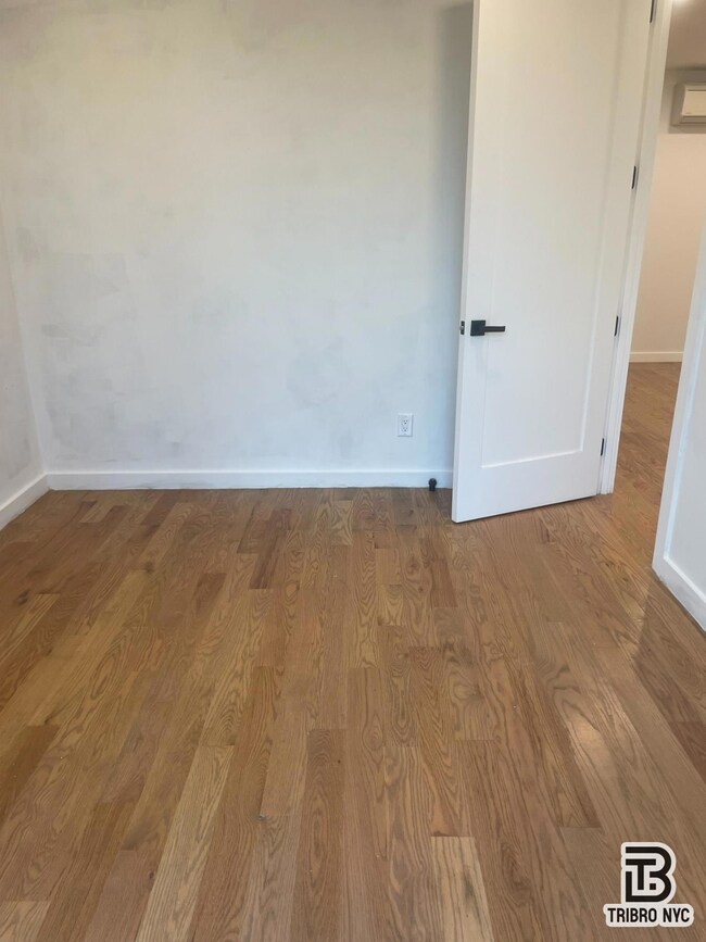 217 S 4th St unit 3, Brooklyn, NY 11211 - photo 3