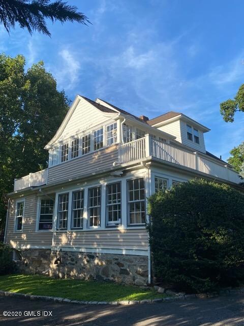 35 Rockview Dr, Greenwich, CT 06830 - photo 2