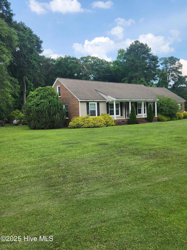 102 Pine St, Washington, NC 27889 - photo 3