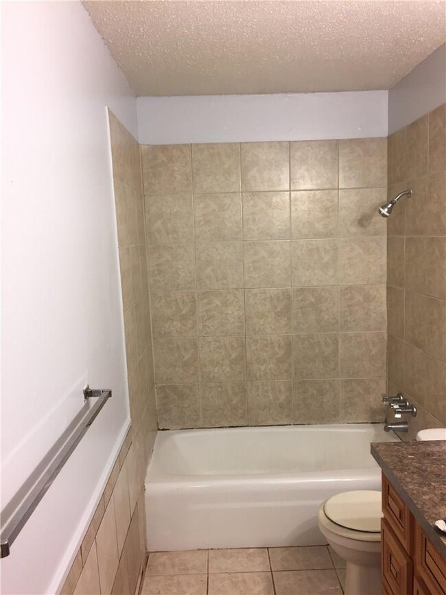 1303 & 1305 W Beech Dr, Rogers, AR 72756 - photo 6