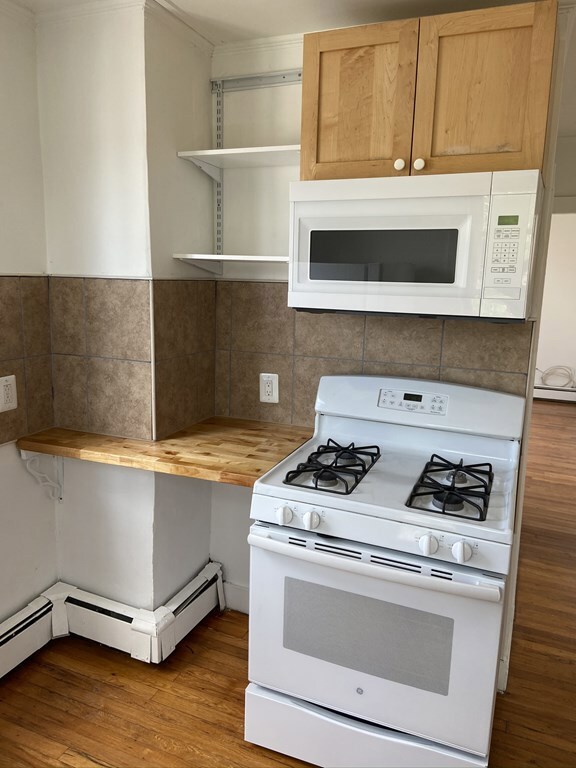 148 5th St unit 5, Cambridge, MA 02141 - photo 4