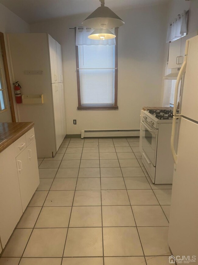 252 2nd St unit 1, South Amboy, NJ 08879 - photo 7