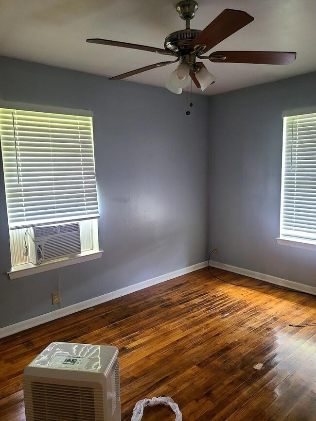 1708 Harris St, Gainesville, TX 76240 - photo 7