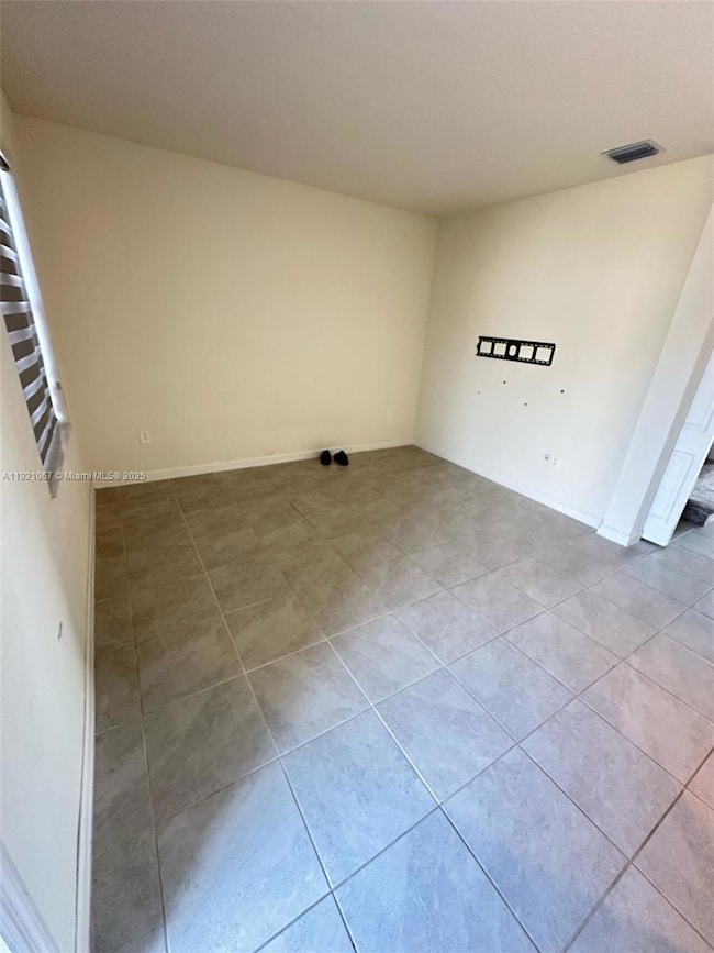 3302 W 114th Terrace, Hialeah, FL 33018 - photo 2