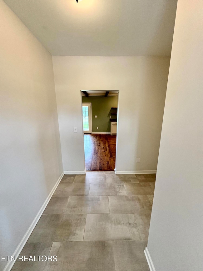 6734 Boruff Rd, Corryton, TN 37721 - photo 7