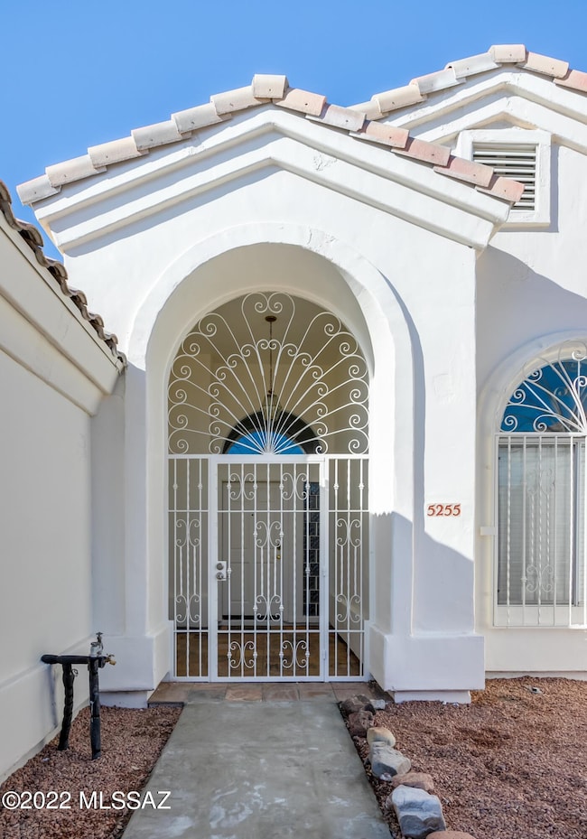 2 entry security gate