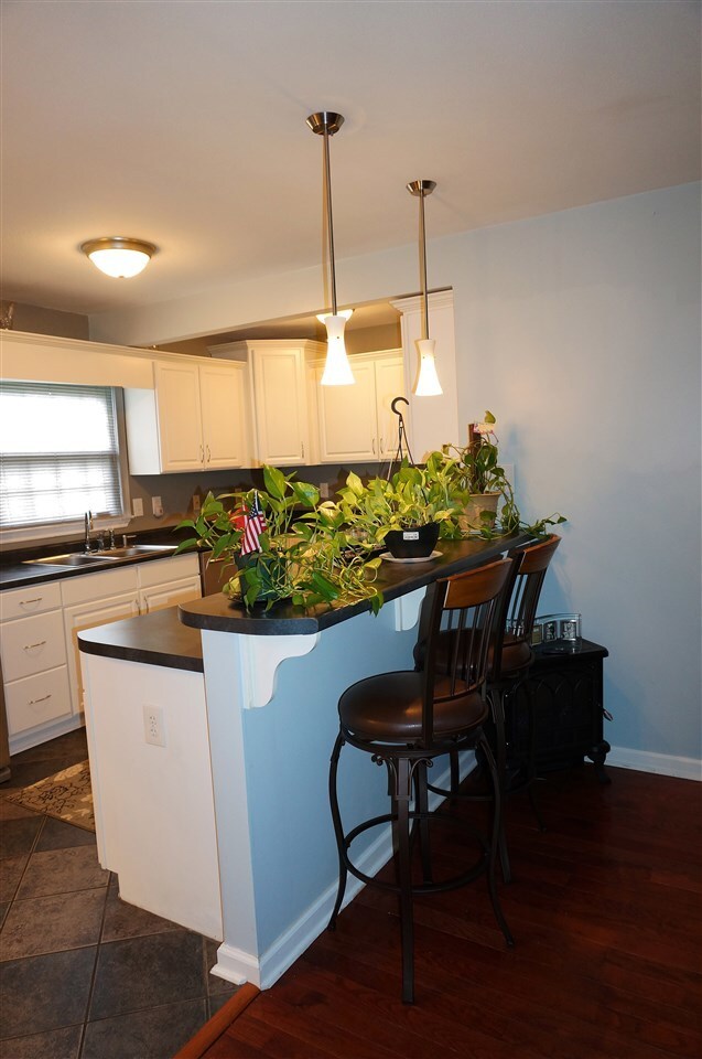 201 Estate Dr, Jacksonville, NC 28540 - photo 6