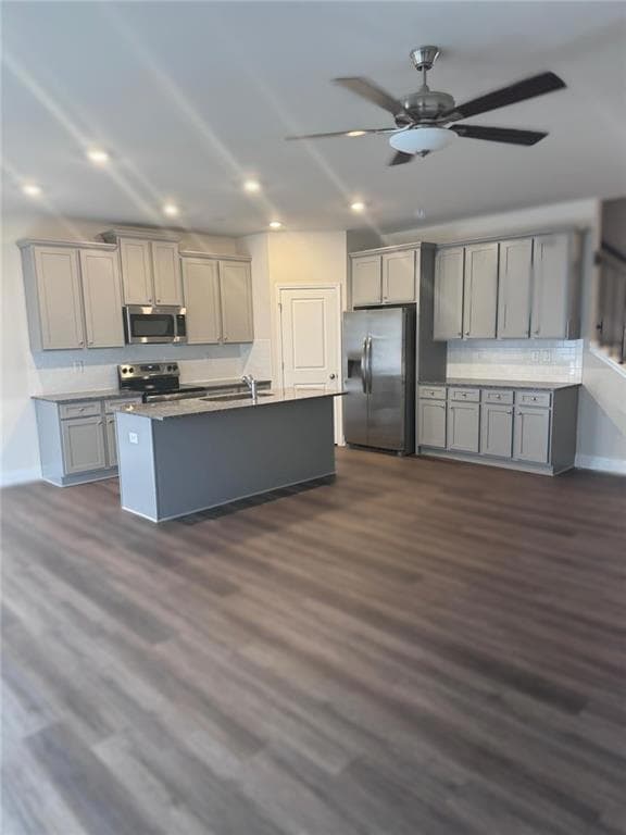 855 Pensive Run, Dacula, GA 30019 - photo 2