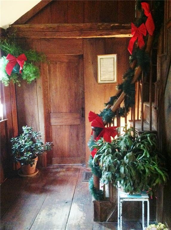 leading from the living room to the...