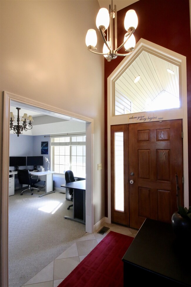 2113 Whisper Valley Dr, Lafayette, IN 47909 - photo 3