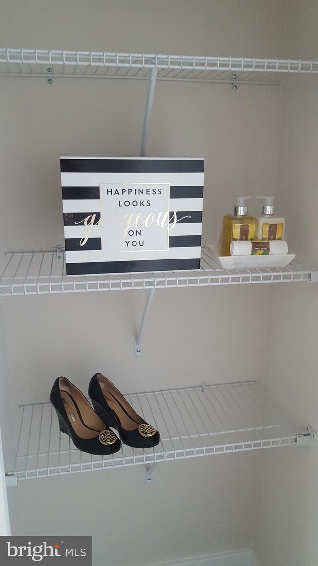 104 W North Ln unit B2, Conshohocken, PA 19428 - photo 7