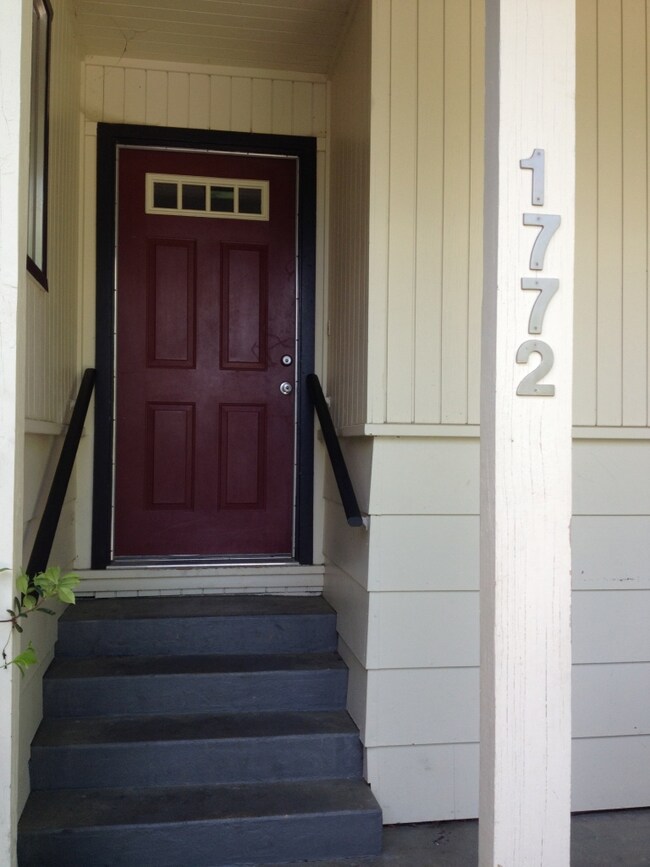 1772 Regent Ave, Redding, CA 96001 - photo 3