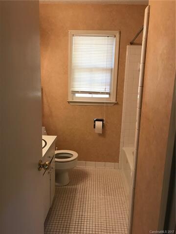 616 Old Farm Rd, Statesville, NC 28625 - photo 7