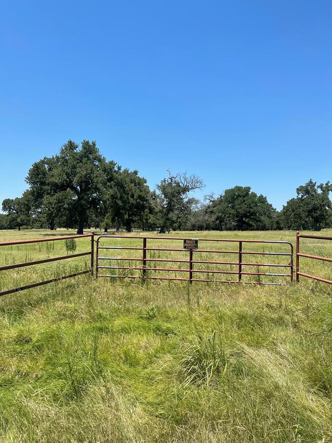 0 Cr 1200, Athens, TX 75751 - photo 2