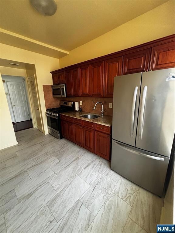 133 N Maple Ave unit 204, East Orange, NJ 07017 - photo 2