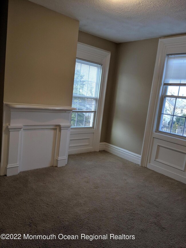 103 Main St unit 2, Keyport, NJ 07735 - photo 5