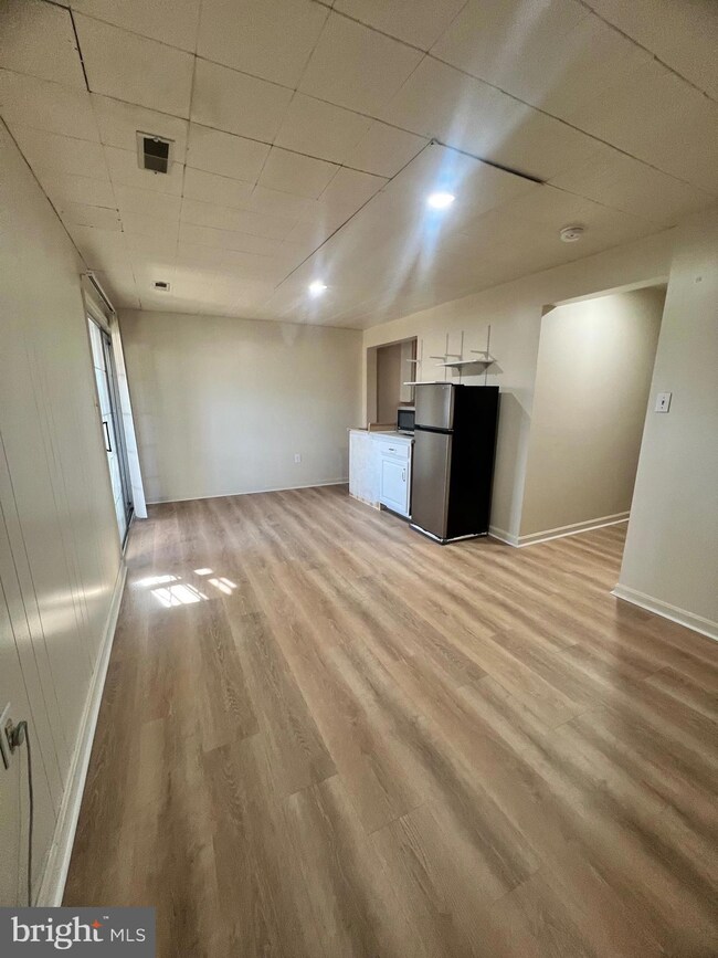 15593 Traverser Ct, Woodbridge, VA 22193 - photo 5