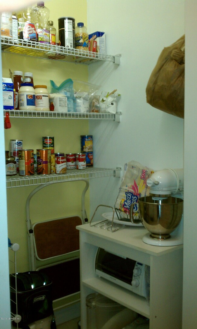 7 - Pantry